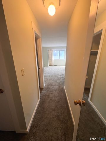 88 South Trail A, Stratford, CT 06614
