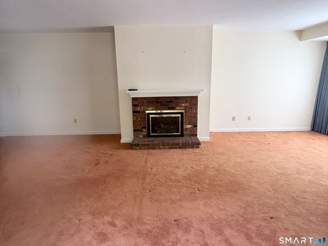 88 South Trail A, Stratford, CT 06614