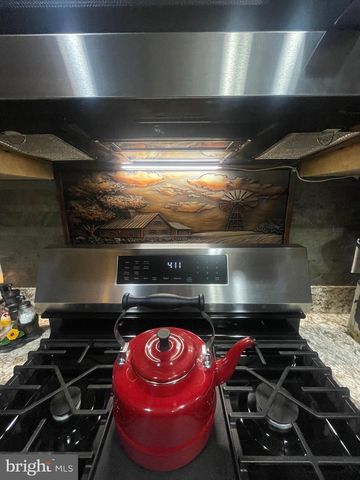 74 CHIPAWA AVE, Dover, PA 17315