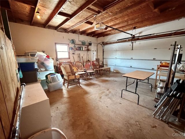 6621 East Port Bay Road, Wolcott, NY 14590