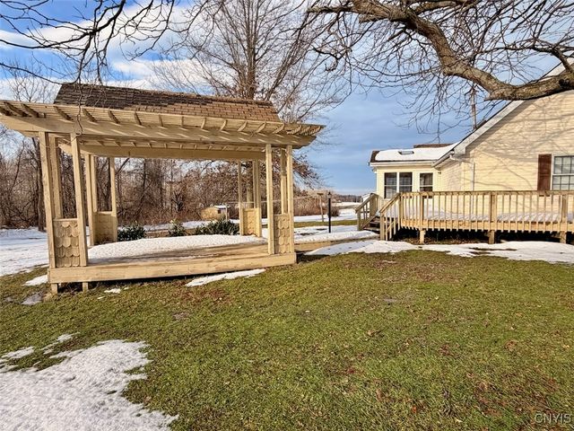 6621 East Port Bay Road, Wolcott, NY 14590