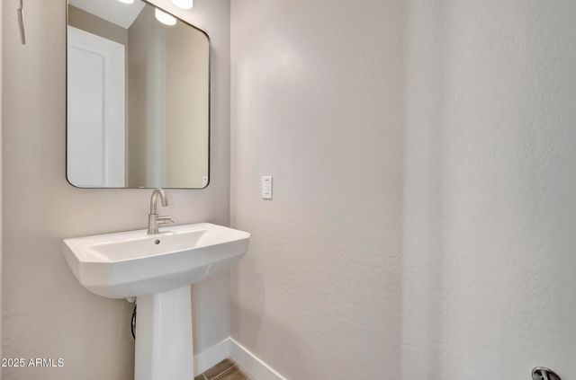 20186 W LUKE Avenue, Litchfield Park, AZ 85340