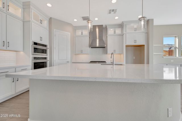 20186 W LUKE Avenue, Litchfield Park, AZ 85340