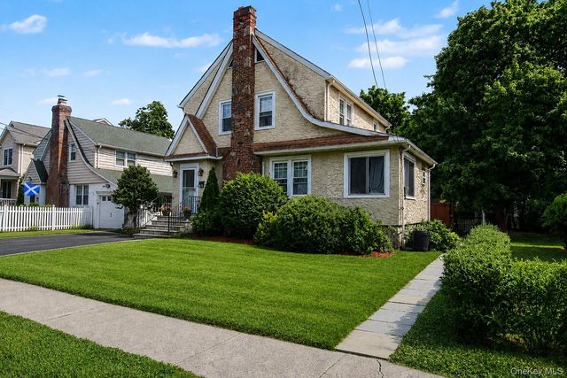 31 Brookdale Avenue, White Plains, NY 10603