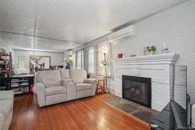 31 Brookdale Avenue, White Plains, NY 10603
