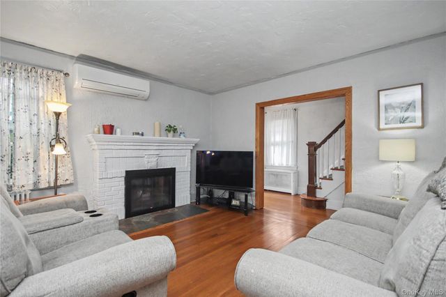 31 Brookdale Avenue, White Plains, NY 10603