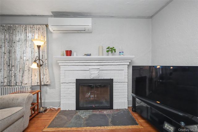 31 Brookdale Avenue, White Plains, NY 10603