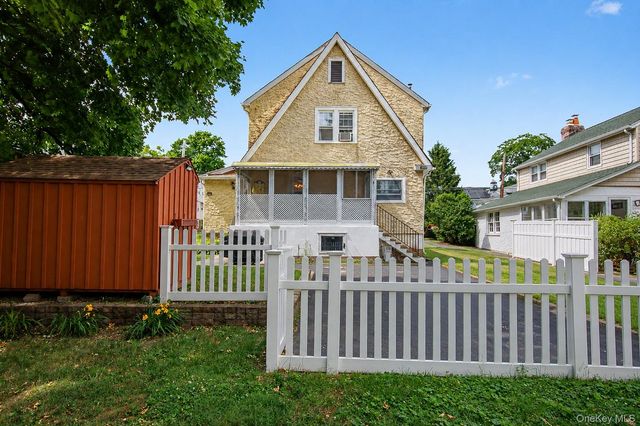 31 Brookdale Avenue, White Plains, NY 10603