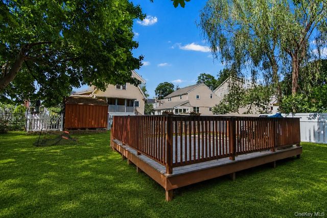 31 Brookdale Avenue, White Plains, NY 10603