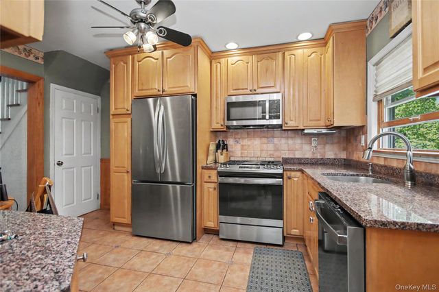 31 Brookdale Avenue, White Plains, NY 10603