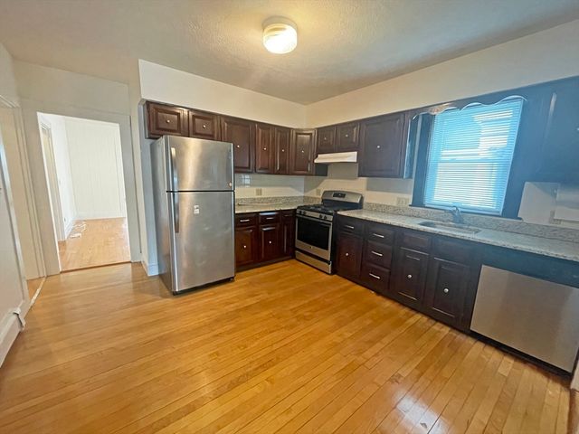 301 Lexington St 1, Newton, MA 02466
