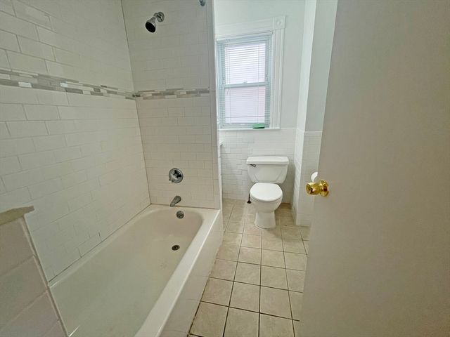 301 Lexington St 1, Newton, MA 02466