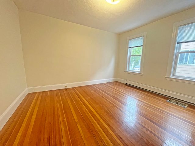 301 Lexington St 1, Newton, MA 02466