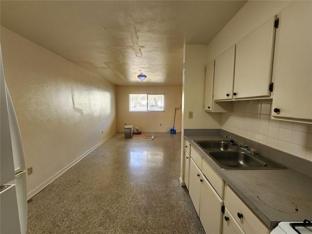 1912 NW 9 STREET, Gainesville, FL 32609