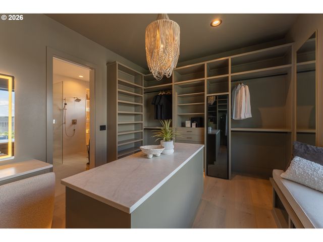 16067 Kaylyn Dr, Oregon City, OR 97045