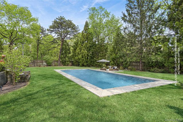 3 Jones Road, Hampton Bays, NY 11946