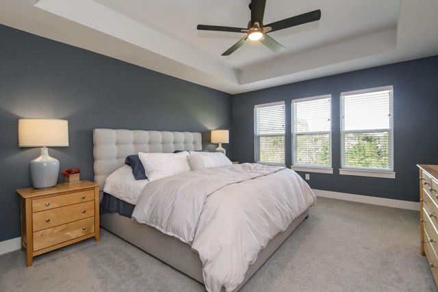 W176N7392 Amethyst DRIVE, Menomonee Falls, WI 53051