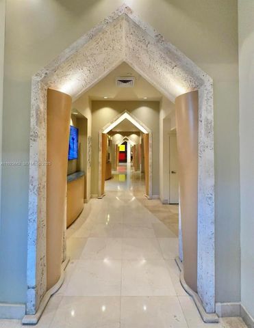 400 S Pointe Dr 1610, Miami Beach, FL 33139