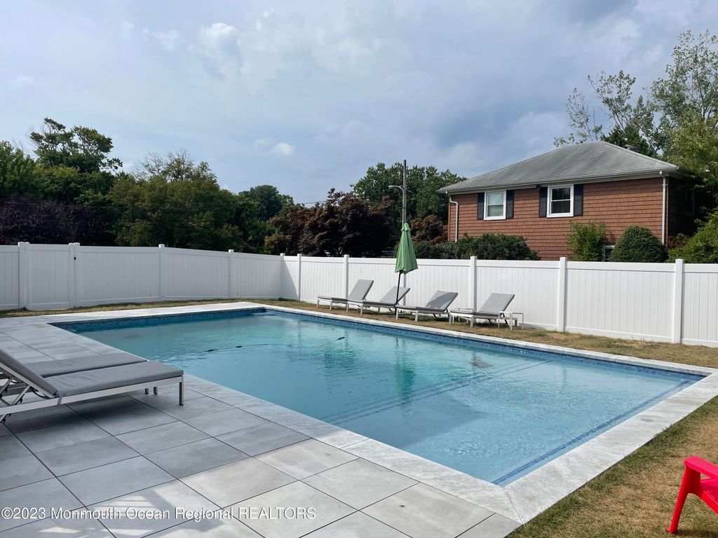 279 Lake Avenue, Long Branch, NJ 07740