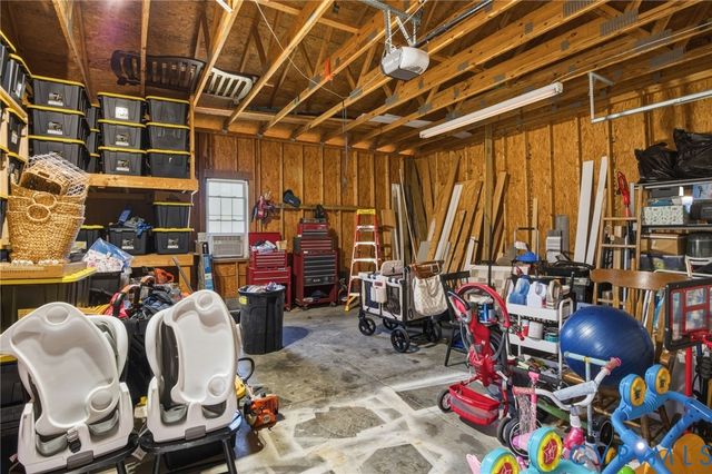 453 Manquin Dr, King William, VA 23009