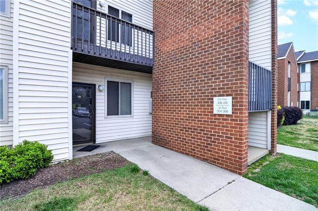 308 Pacific DR, Hampton, VA 23666