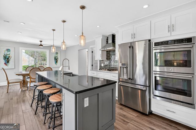 1565 East Bank Drive, Marietta, GA 30068