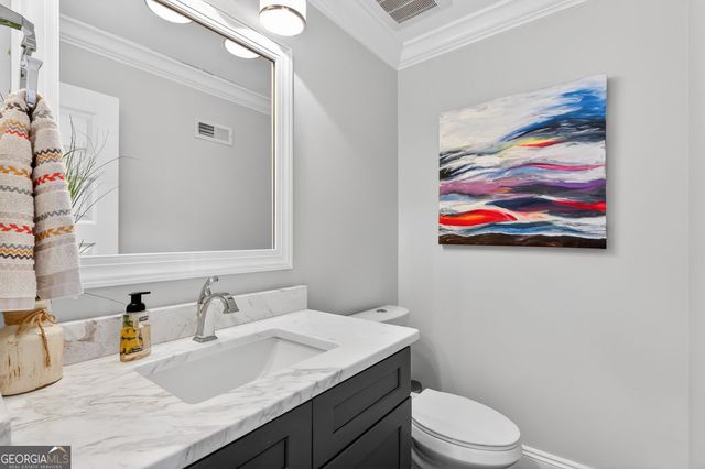 1565 East Bank Drive, Marietta, GA 30068