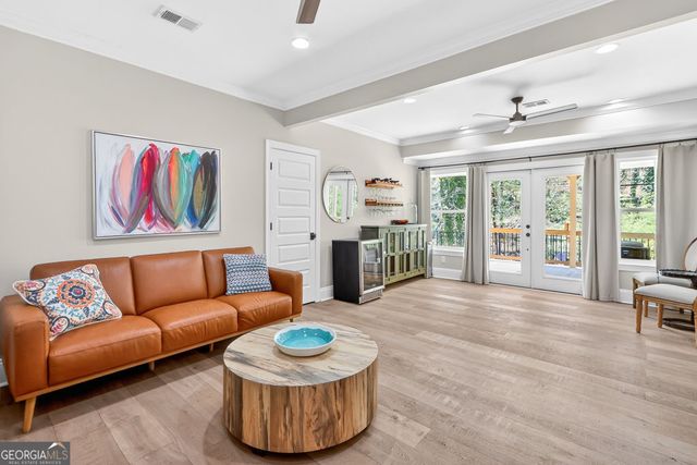 1565 East Bank Drive, Marietta, GA 30068