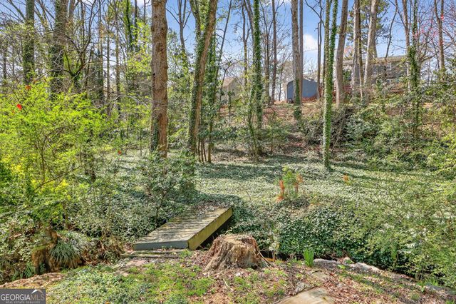 1565 East Bank Drive, Marietta, GA 30068