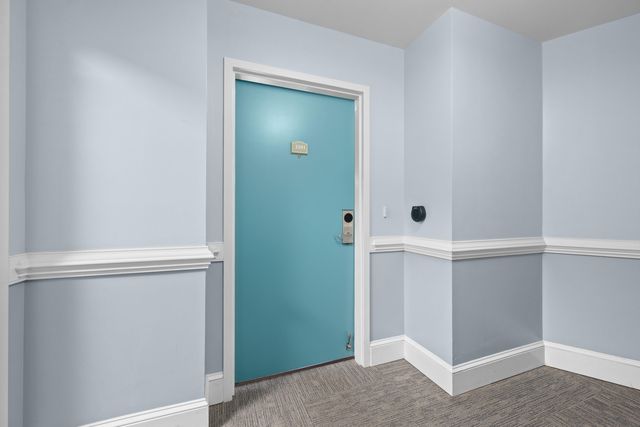 1273 Graves Harbor Trl Apt 3301, Huddleston, VA 24104