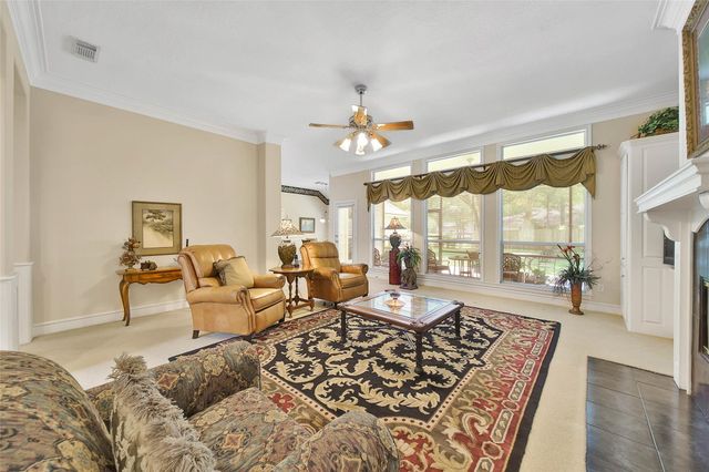 2601 Woods Estates Drive, Conroe, TX 77304