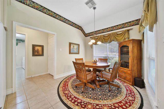 2601 Woods Estates Drive, Conroe, TX 77304