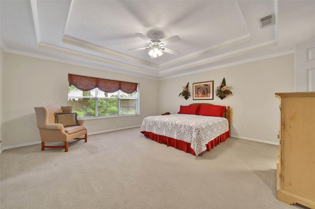 2601 Woods Estates Drive, Conroe, TX 77304