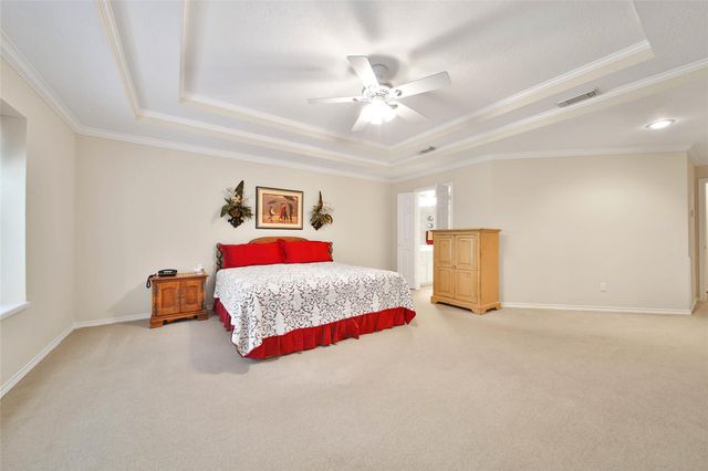 2601 Woods Estates Drive, Conroe, TX 77304