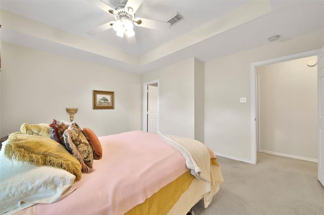 2601 Woods Estates Drive, Conroe, TX 77304