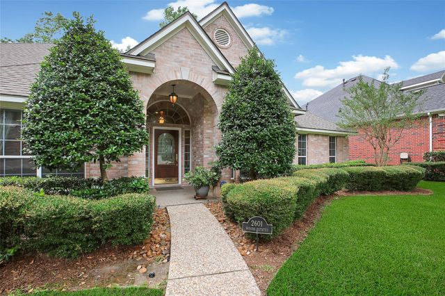 2601 Woods Estates Drive, Conroe, TX 77304
