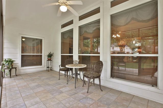 2601 Woods Estates Drive, Conroe, TX 77304