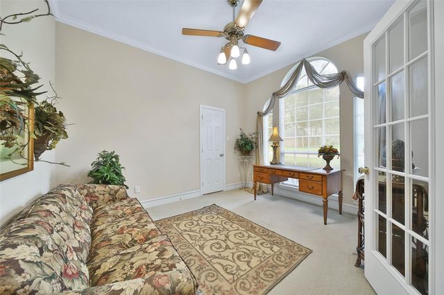 2601 Woods Estates Drive, Conroe, TX 77304