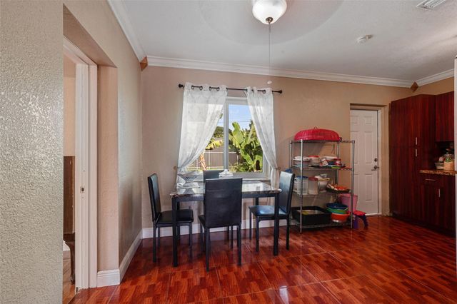 413 NW 100th Ter, Miami, FL 33150