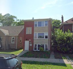 13912 S Edbrooke Avenue 1, Riverdale, IL 60827