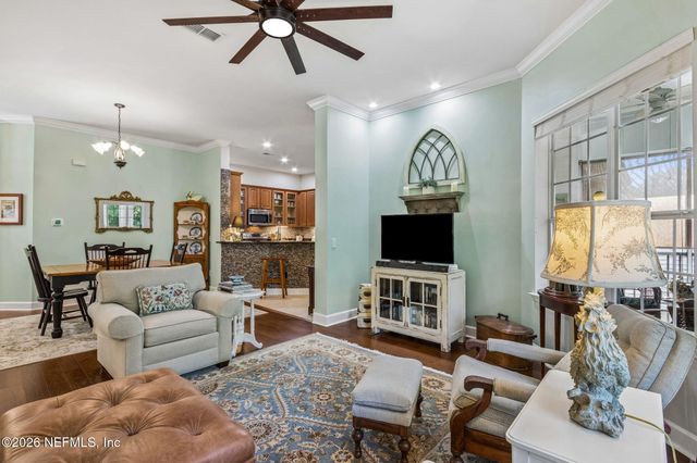 2040 SECRET GARDEN Lane 105, Fleming Island, FL 32003