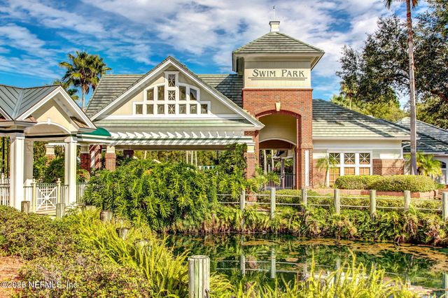 2040 SECRET GARDEN Lane 105, Fleming Island, FL 32003