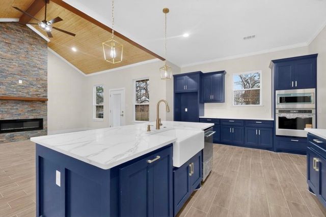 335 Cross Tie Ranch Road, Trinidad, TX 75163