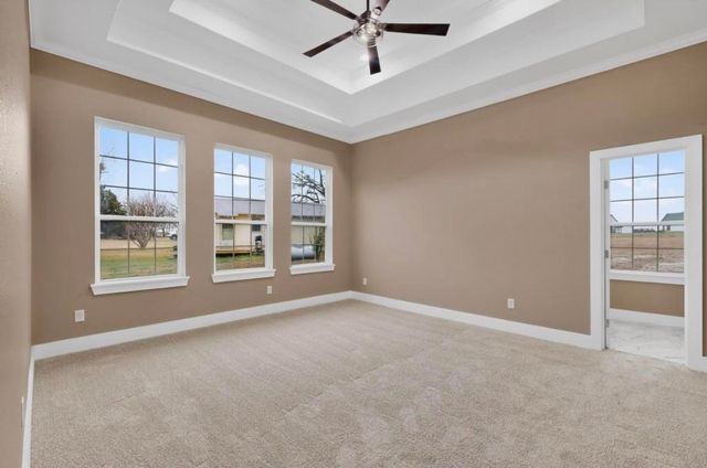 335 Cross Tie Ranch Road, Trinidad, TX 75163