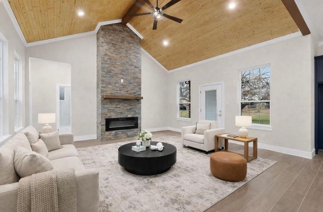 335 Cross Tie Ranch Road, Trinidad, TX 75163