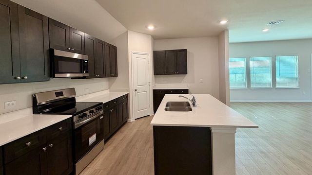2005 Reveille Way, Terrell, TX 75160