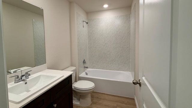 2005 Reveille Way, Terrell, TX 75160