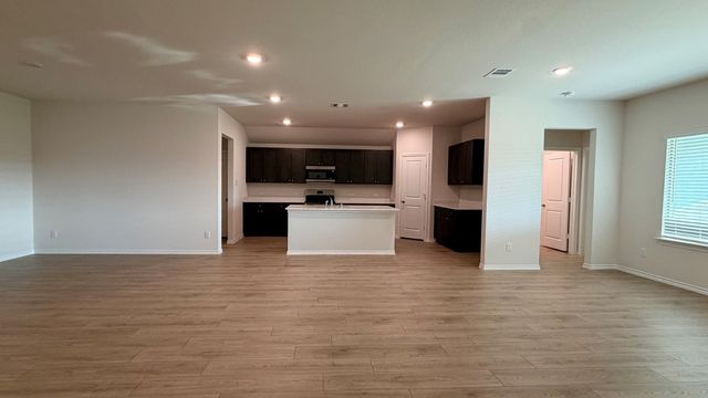 2005 Reveille Way, Terrell, TX 75160