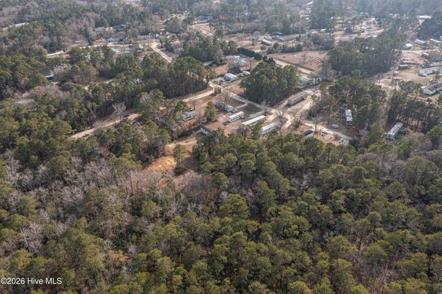 1075 Stone Court, Supply, NC 28462