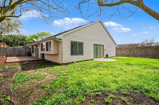 1723 Linfield Way, Houston, TX 77058